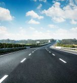 ¿En qué tipo de carreteras se producen más accidentes mortales en España?